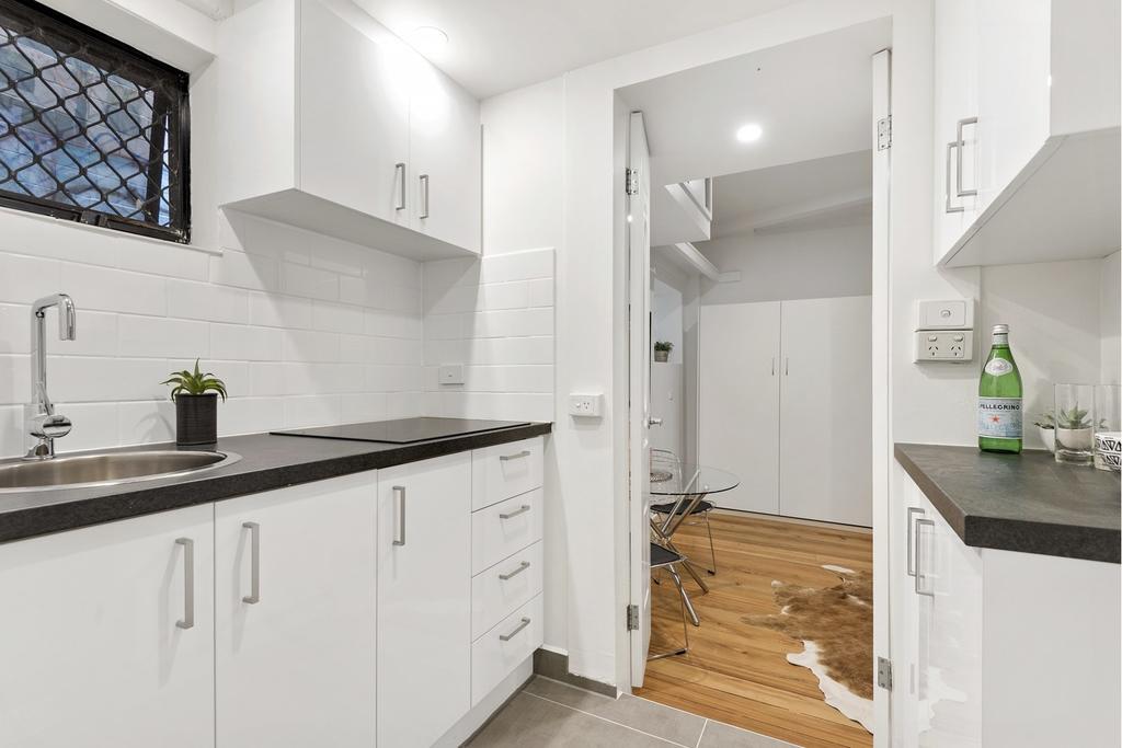 Readyset Apartments On Anthony Melbourne City Exterior foto
