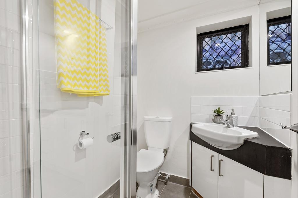 Readyset Apartments On Anthony Melbourne City Exterior foto