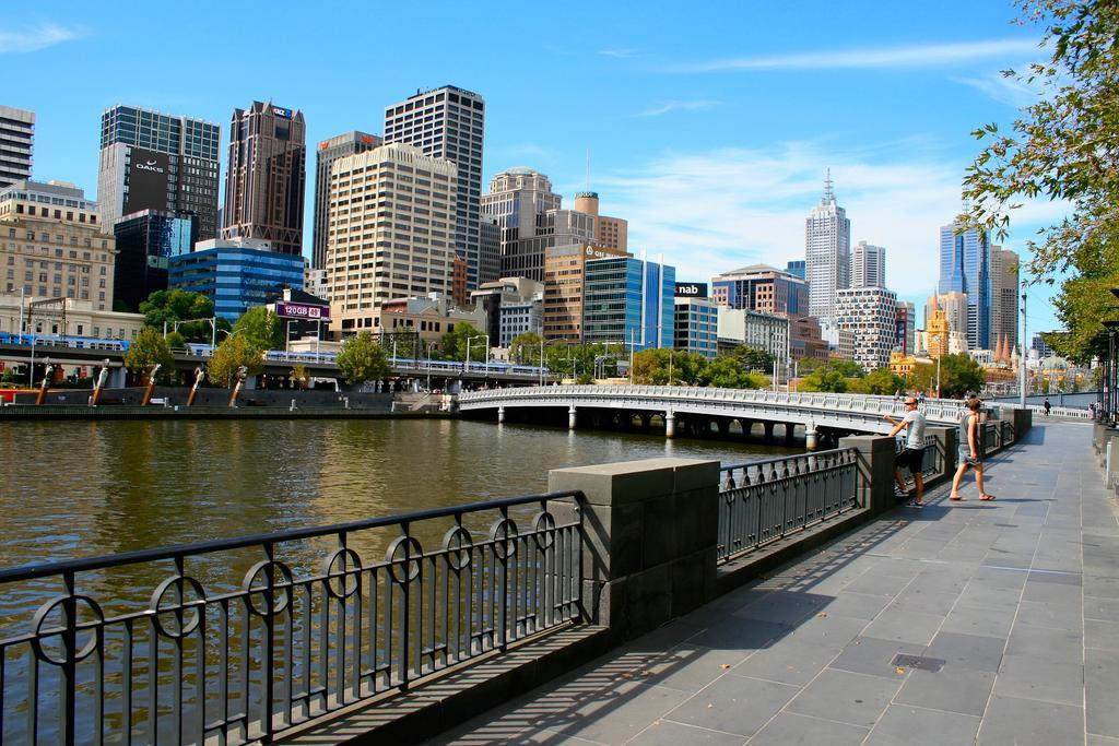 Readyset Apartments On Anthony Melbourne City Exterior foto